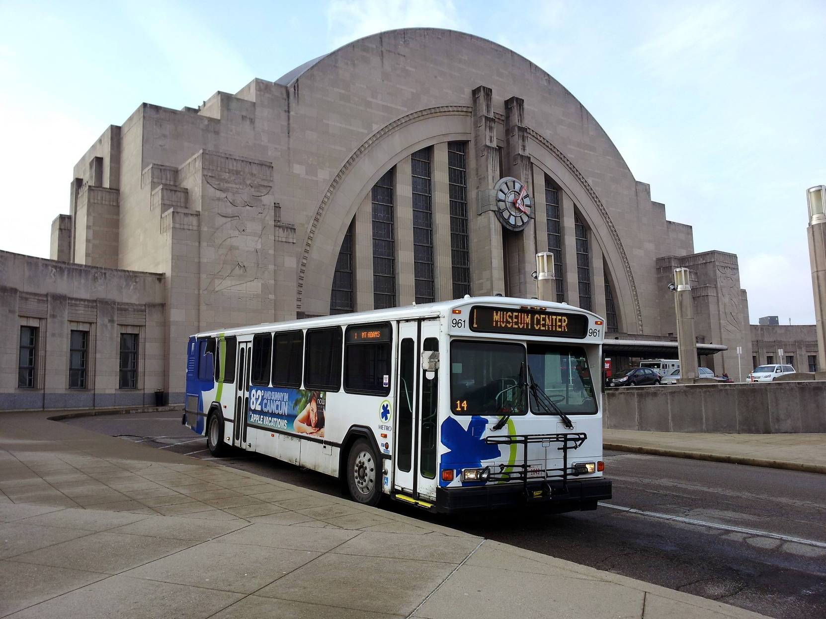 Metro bus